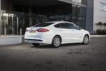 Ford Mondeo Hybrid Sedan 2014 года (UK)